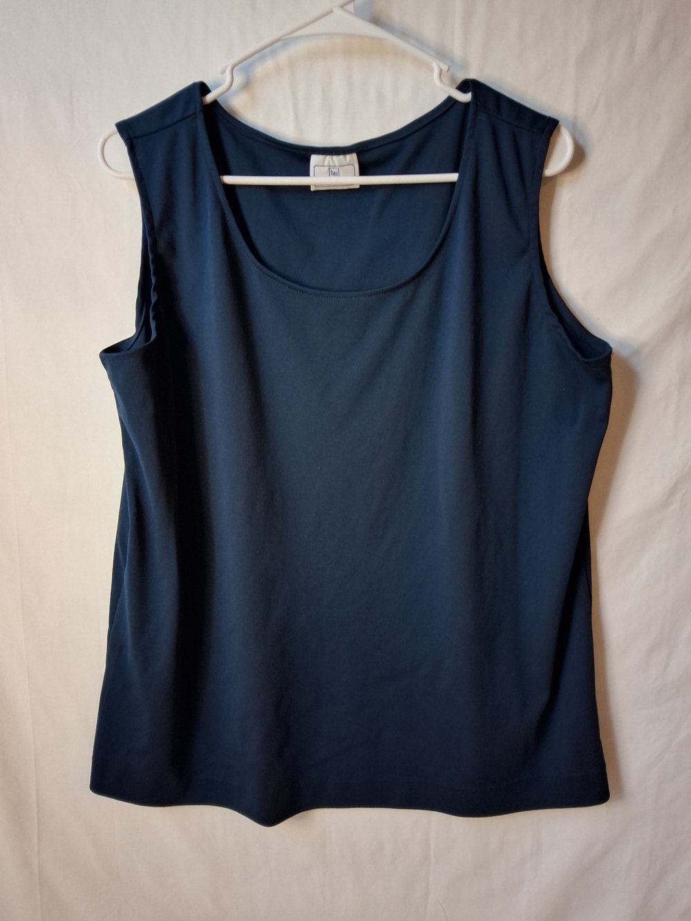 Vintage Navy Sleeveless Scoop‎ Neck Tank